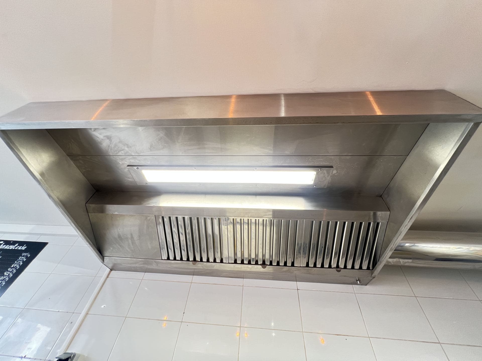 Hotte d'extraction professionnelle